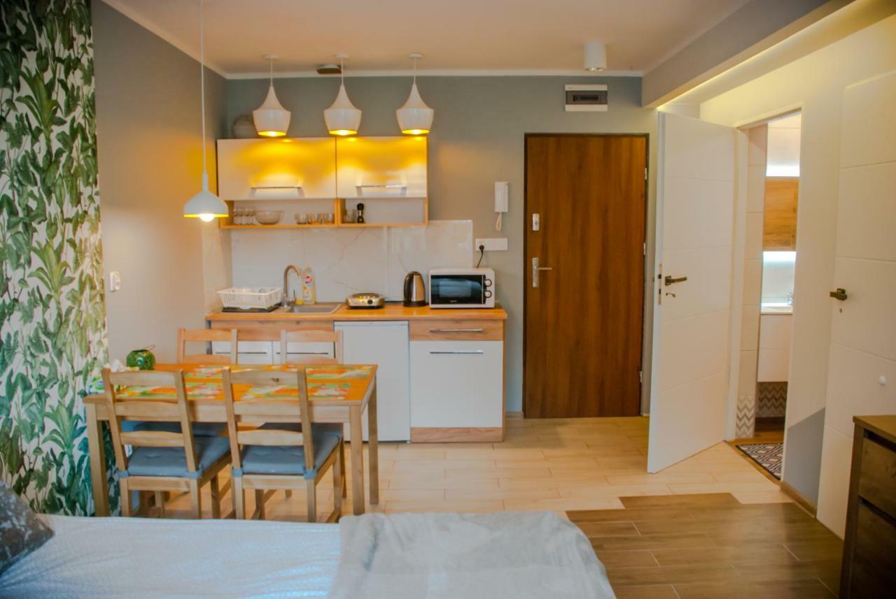 Noclegi "Boczna 5A" Apartamenty Goscinne Szczawno-Zdroj Kültér fotó